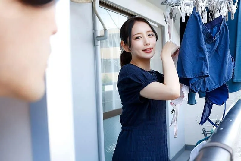 Mối tình ngắn ngủi với cô gái nhà kế bên đã có chồng cạnh bên